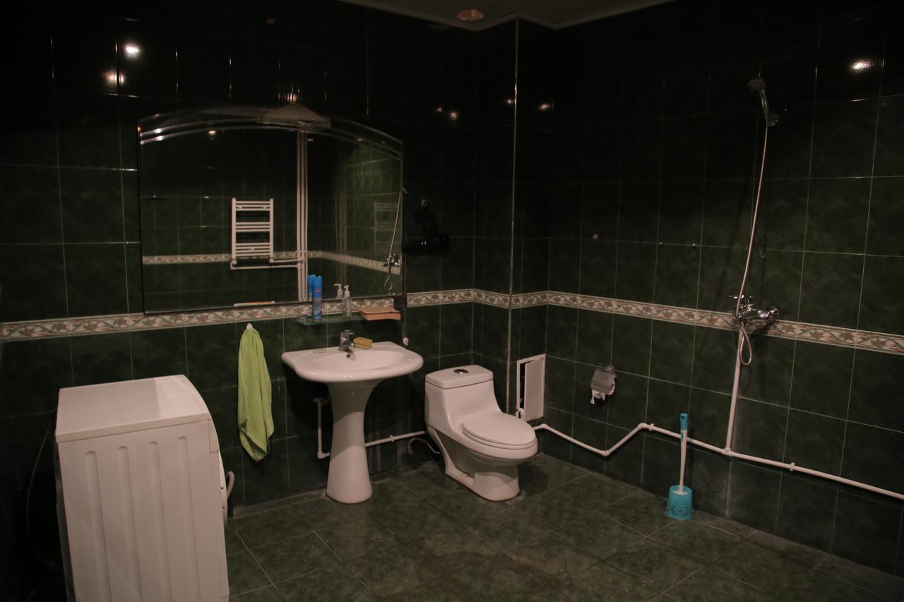 Noy Hostel Yerevan Ngoại thất bức ảnh