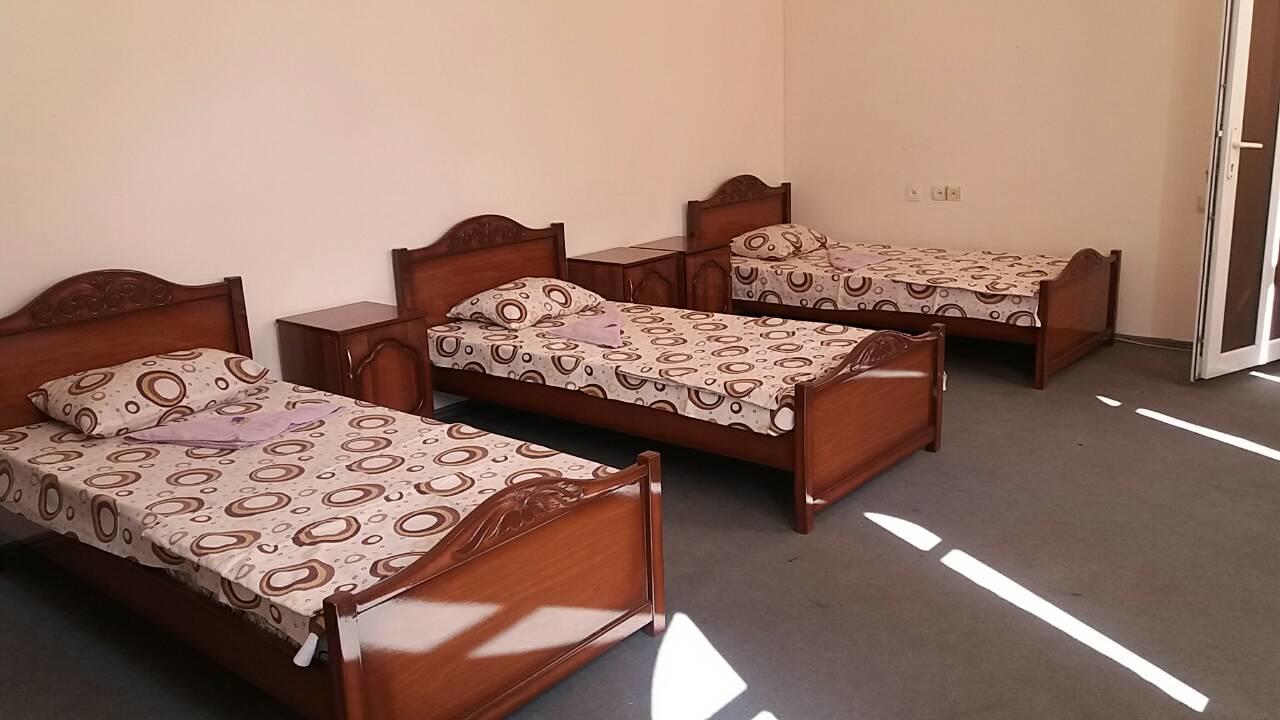 Noy Hostel Yerevan Ngoại thất bức ảnh